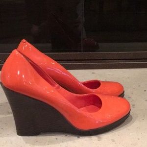 Cole Haan Patent Wedge size: 6.5